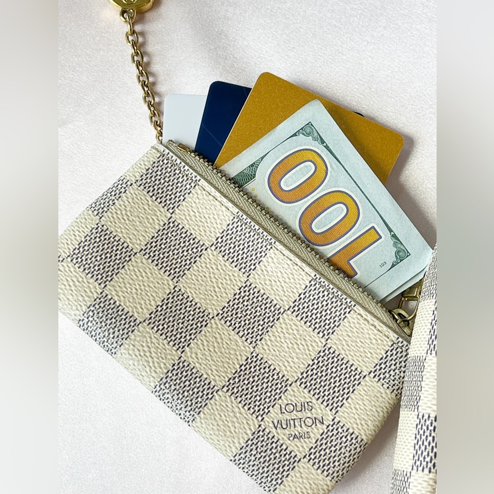 ❌SOLD❌LOUIS VUITTON key pouch Damier Azur